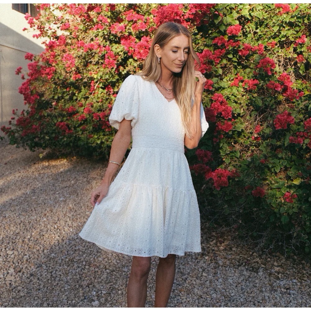 Beryl Boutique Eyelet Lace Dress Large